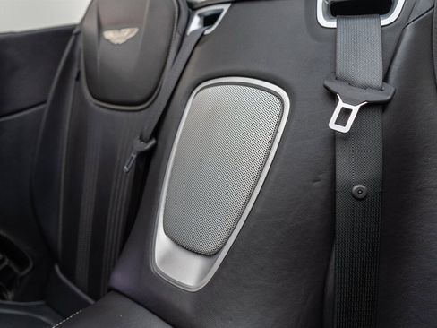 Used 2019 Aston Martin DB11 Volante image 25