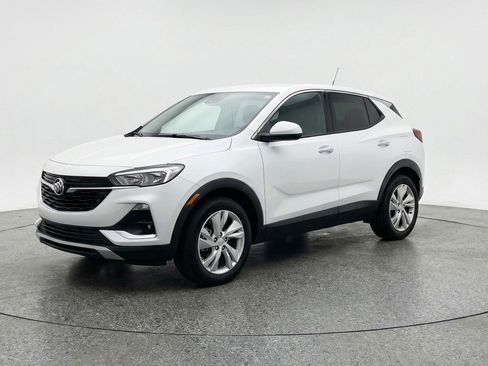 Used 2025 Buick Encore GX Preferred FWD image 3