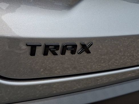 Certified 2024 Chevrolet Trax RS w/ Driver Confidence Package FWD image 30