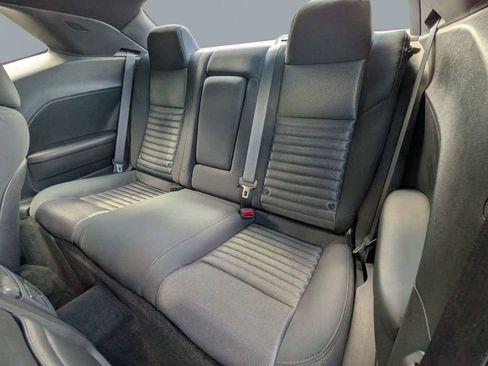 Used 2014 Dodge Challenger SXT RWD image 12
