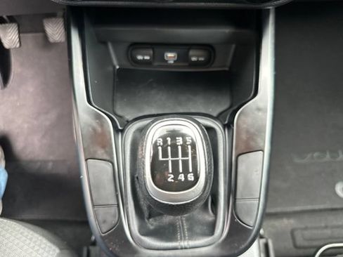 Used 2020 Kia Soul LX FWD image 31
