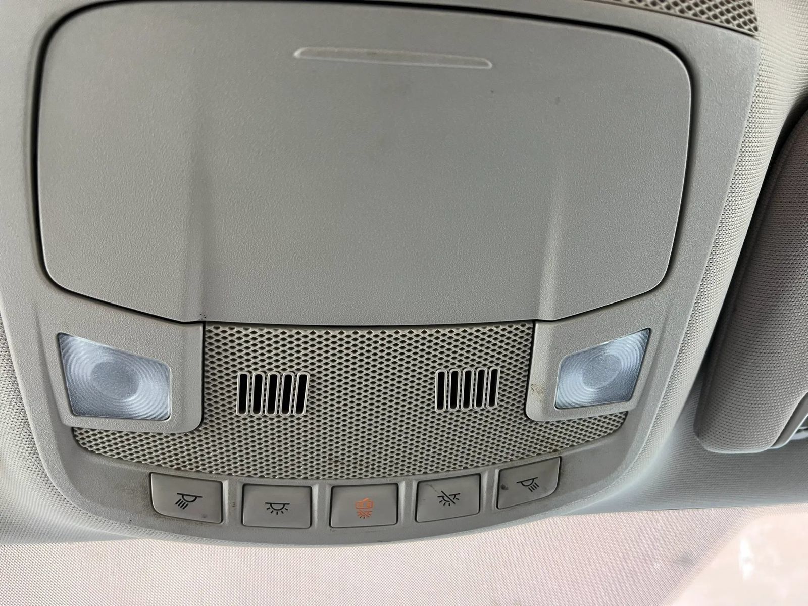 Used 2017 Ford Fusion SE FWD image 21