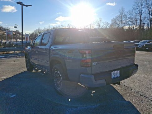 New 2025 Nissan Frontier PRO-4X w/ Tow Package image 3