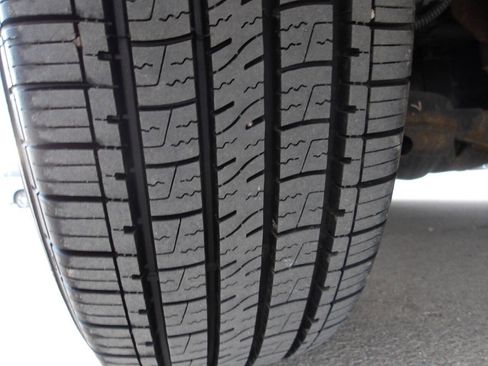 Used 2018 Dodge Grand Caravan GT image 42