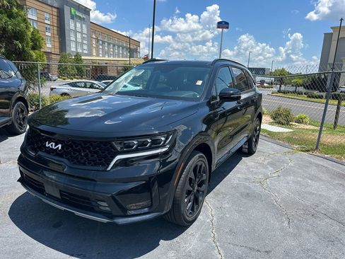 Certified 2023 Kia Sorento SX AWD/4WD image 3