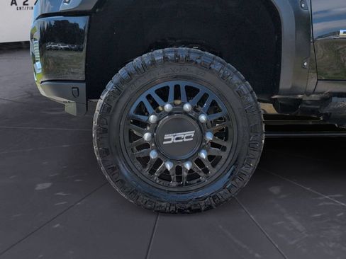 Used 2021 GMC Sierra 3500 Denali w/ Denali Ultimate Package AWD/4WD image 28