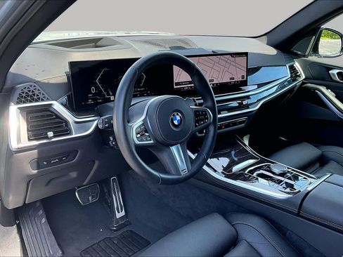Certified 2026 BMW X5 xDrive40i w/ M Sport Package AWD/4WD image 19