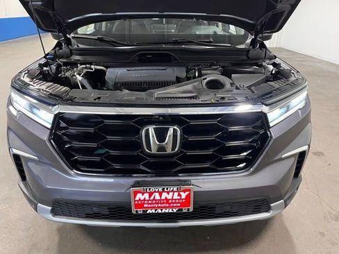 Used 2024 Honda Pilot Elite image 9