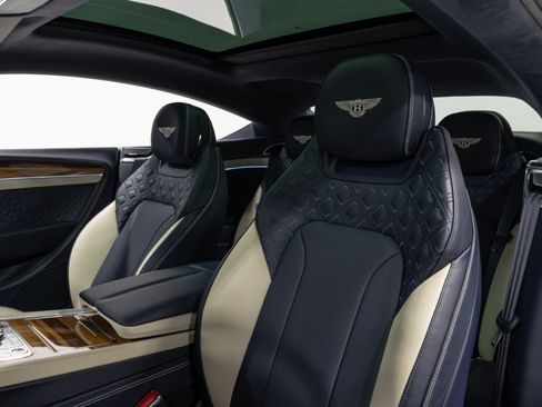 Used 2024 Bentley Continental GT V8 AWD/4WD image 38