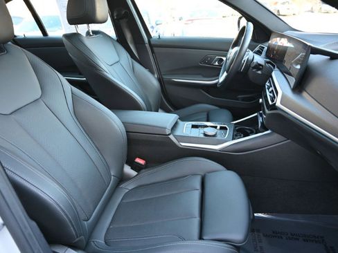 Used 2024 BMW 330i xDrive Sedan image 19