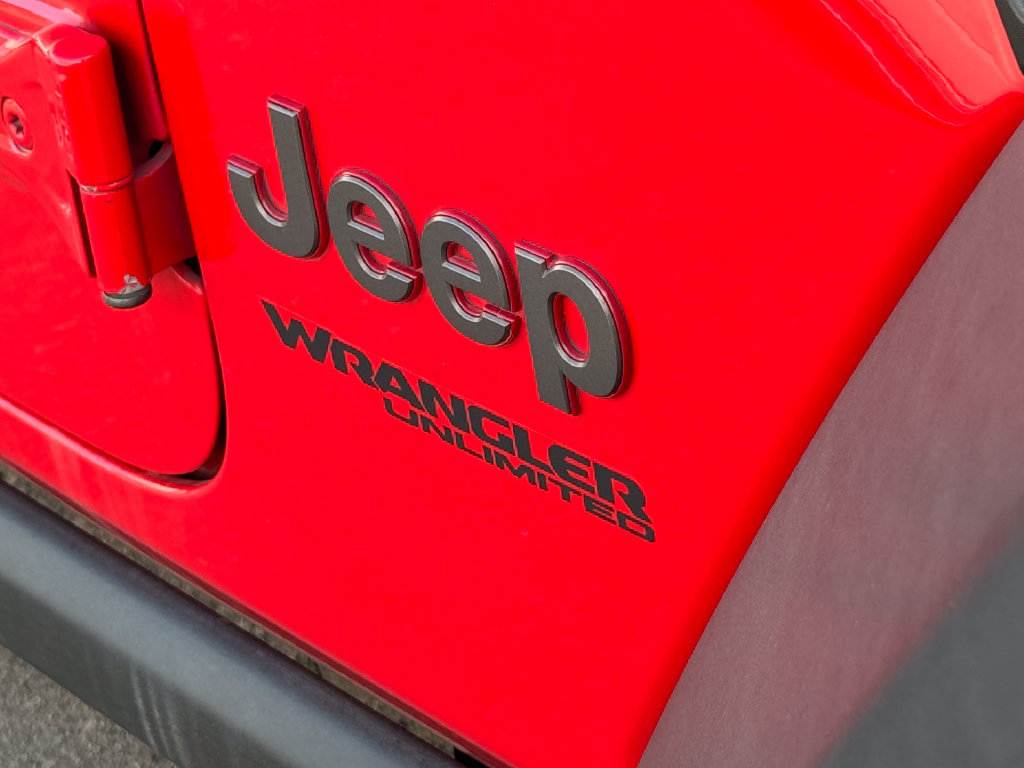 Used 2021 Jeep Wrangler Unlimited Rubicon AWD/4WD image 25