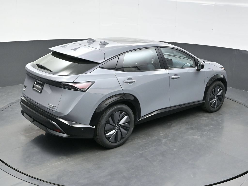 Used 2024 Nissan Ariya AWD image 41