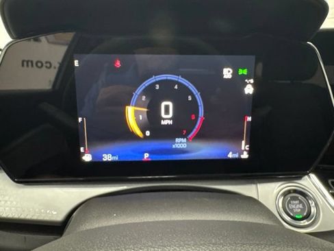 New 2026 Chevrolet Trax LT w/ Midnight Edition FWD image 13