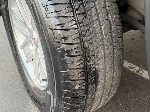 Used 2015 GMC Sierra 1500 SLE w/ SLE Value Package image 30