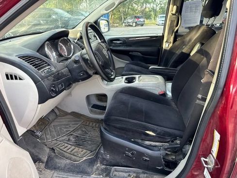 Used 2014 Dodge Grand Caravan SXT FWD image 14