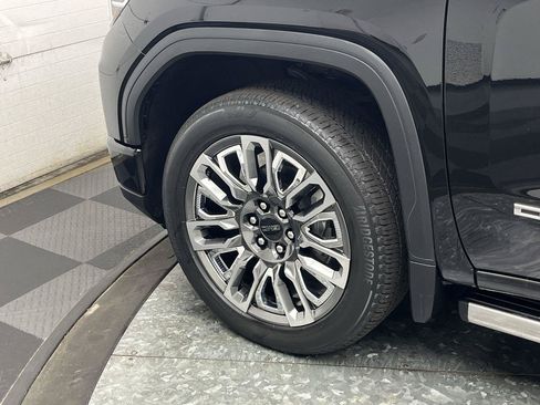 Certified 2024 GMC Sierra 1500 Denali Ultimate AWD/4WD image 39
