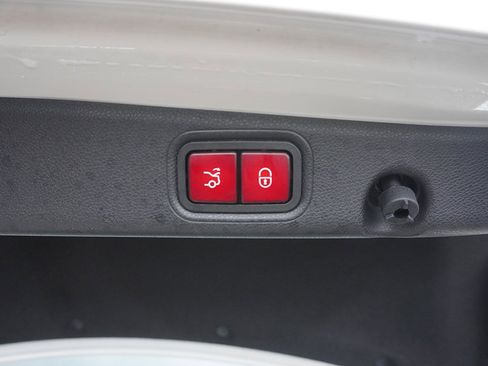 Used 2022 Mercedes-Benz E 450 4MATIC Sedan image 23