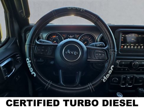 Used 2023 Jeep Wrangler Willys image 12