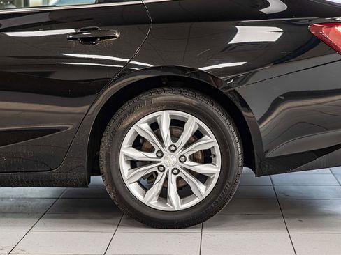 Used 2020 Chevrolet Malibu LT w/ Leather Package image 8