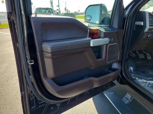 Used 2017 Ford F150 King Ranch w/ Equipment Group 601A Luxury AWD/4WD image 6