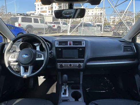 Used 2017 Subaru Outback 2.5i Limited image 10