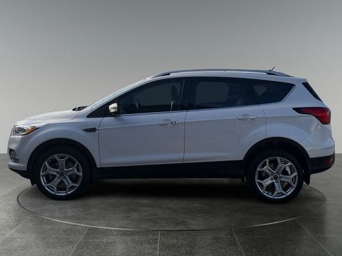 Used 2019 Ford Escape Titanium AWD/4WD image 5
