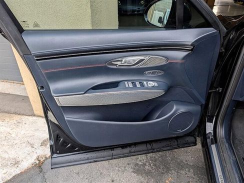 Used 2023 Genesis GV70 2.5T w/ Sport Prestige Package image 19