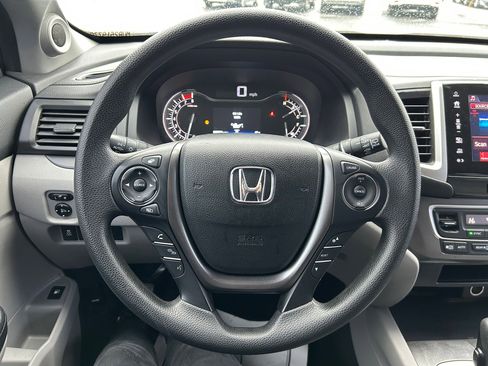 Used 2017 Honda Pilot EX image 12