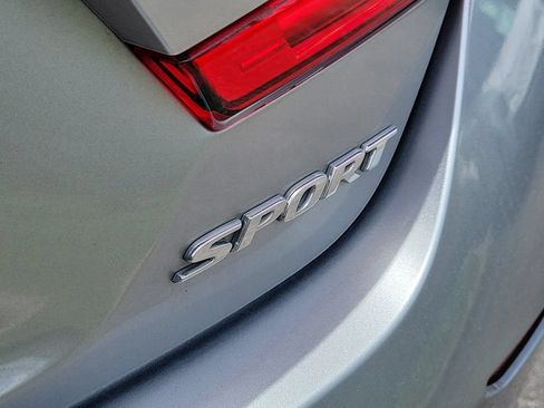 Used 2022 Honda Accord Sport image 6