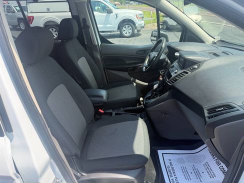 Used 2020 Ford Transit Connect XL FWD image 10
