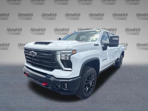 Used 2025 Chevrolet Silverado 2500 LTZ w/ Trail Boss Package AWD/4WD image 5