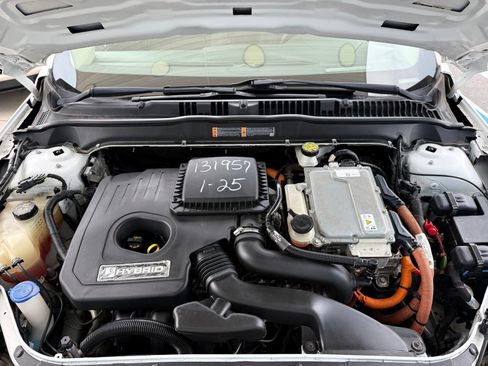 Used 2019 Ford Fusion SE FWD image 36