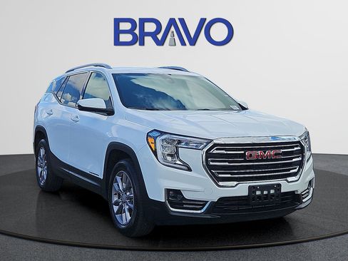 Used 2024 GMC Terrain SLT AWD/4WD image 6