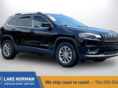 Certified 2019 Jeep Cherokee Latitude Plus w/ Comfort/Convenience Group