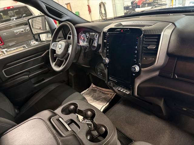 Certified 2025 RAM 2500 Big Horn AWD/4WD image 15