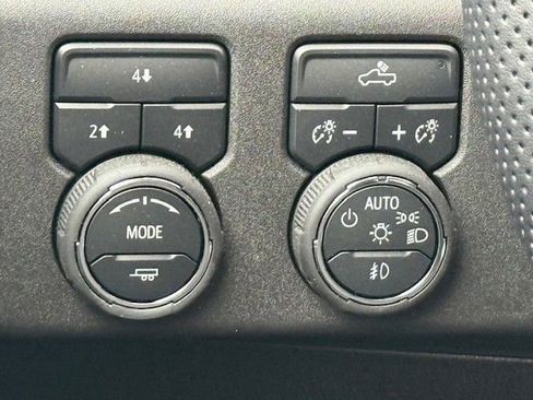 New 2025 Chevrolet Silverado 2500 LT image 32