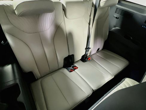 Used 2024 Hyundai Palisade Calligraphy AWD/4WD image 27