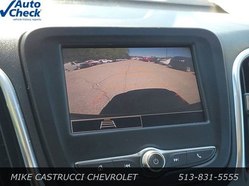 Used 2022 Chevrolet Equinox LT FWD image 17