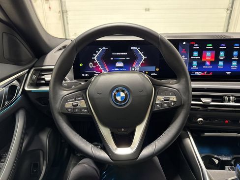 Used 2023 BMW i4 eDrive40 w/ Premium Package image 32
