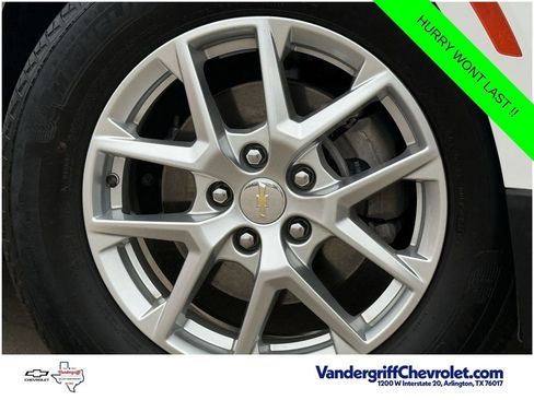 Used 2022 Chevrolet Equinox LT FWD image 9