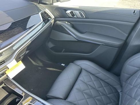New 2026 BMW X5 xDrive40i w/ M Sport Package AWD/4WD image 18