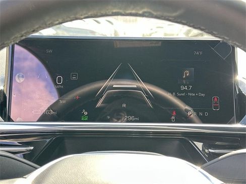 Used 2026 GMC Sierra EV Elevation image 10