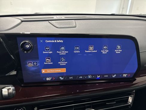 New 2026 Chevrolet Traverse Z71 w/ Enhanced Driving Package image 60