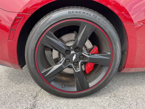 Used 2021 Chevrolet Camaro SS image 18