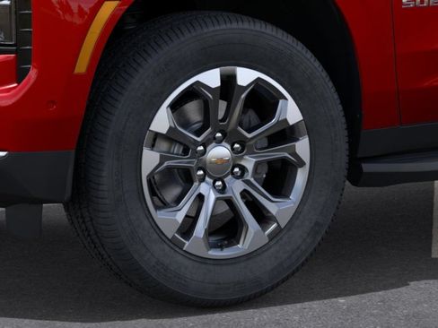 New 2026 Chevrolet Suburban LT w/ Comfort Package AWD/4WD image 9