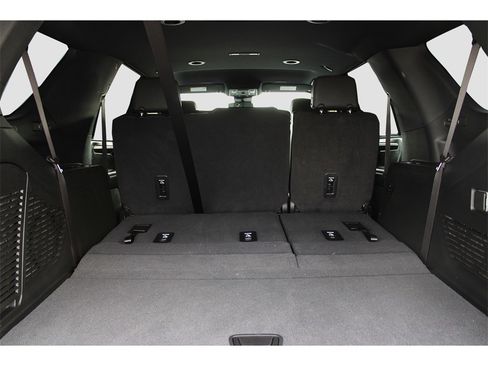 Used 2025 Chevrolet Tahoe LT image 25