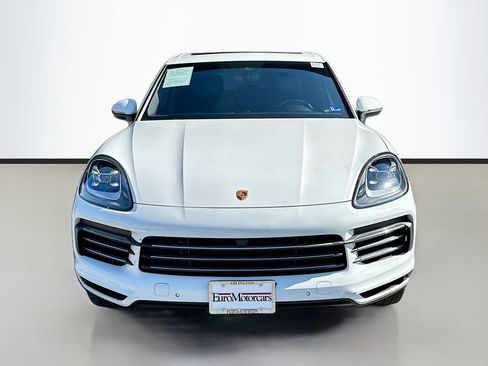 Used 2022 Porsche Cayenne AWD/4WD image 6