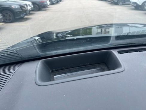 Used 2021 Toyota Venza Limited w/ Advanced Technology Package AWD/4WD image 16