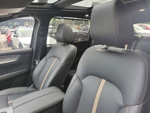 Certified 2025 MAZDA CX-90 3.3 Turbo S w/ Premium Package image 19