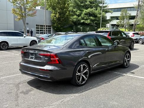 Certified 2023 Volvo S60 B5 Plus w/ Climate Package AWD/4WD image 4